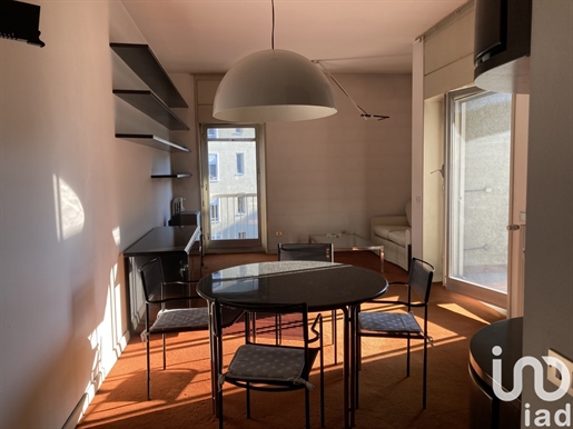 Sale Apartment 104 m² - 2 bedrooms - Pioltello