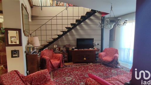 Sale Apartment 103 m² - 1 bedroom - Milan