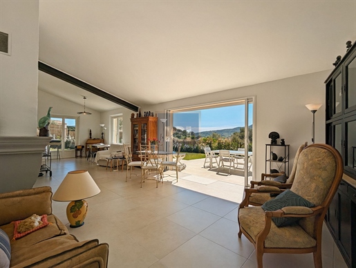 Villa with stunning views over the hills - Le Plan-de-la-Tour