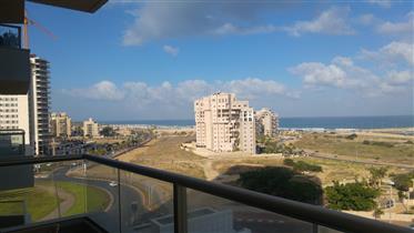 Apartament cu 5 camere de vanzare in Marina Ashdod