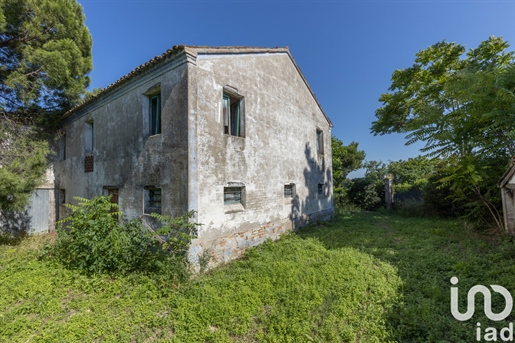 Vendita Casa indipendente / Villa 349 m² - 3 camere - Civitanova Marche