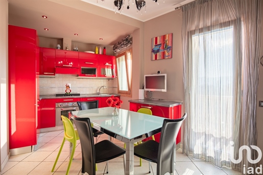 Sale Apartment 80 m² - 2 bedrooms - Castelfidardo