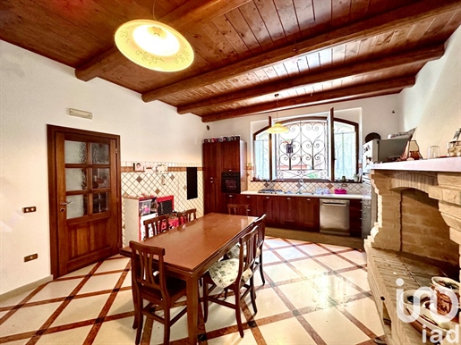 Verkoop Vrijstaand huis / Villa 335 m² - 4 slaapkamers - Potenza Picena