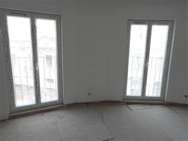 New 2 bedroom apartment in Campolide