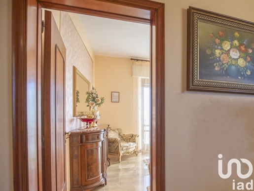 Sprzedaż Apartament 138 m² - 3 sypialnie - Osimo
