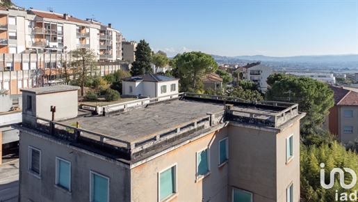Maison Individuelle / Villa 480 m² - 8 chambres - Osimo