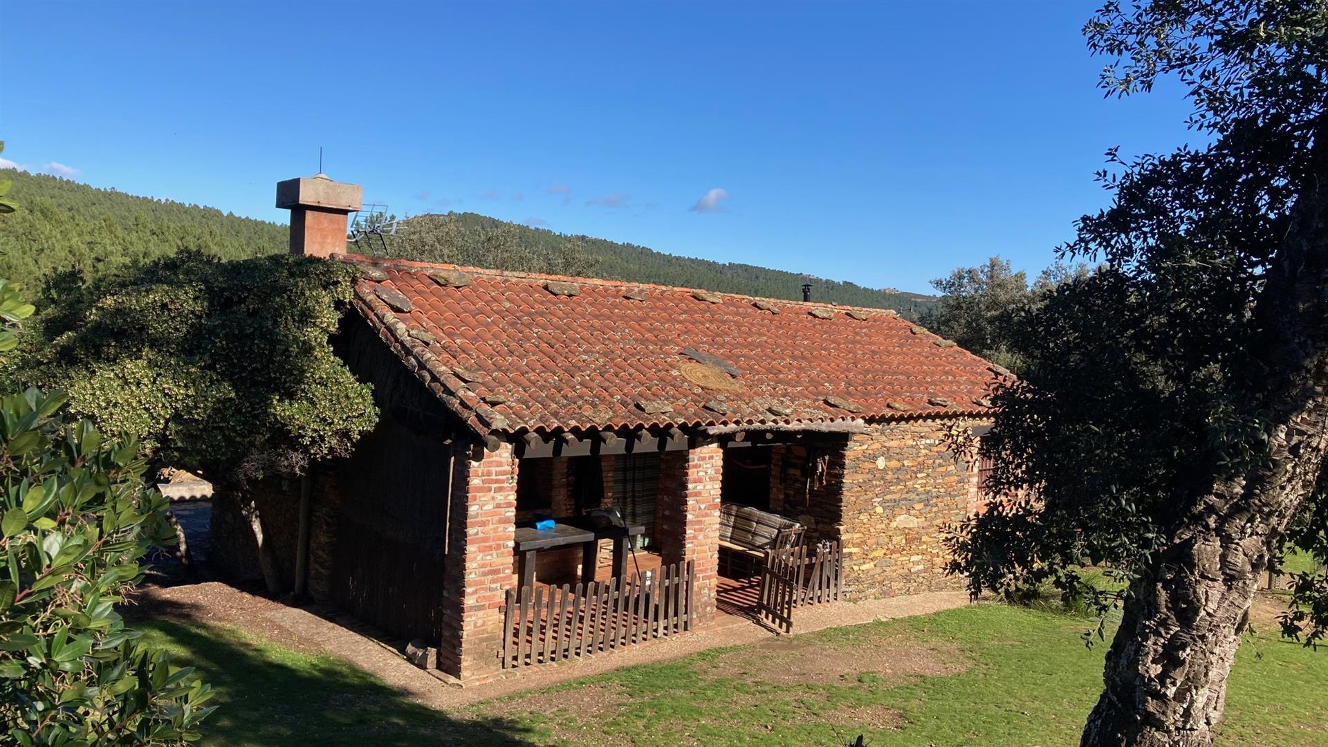 Exceptional - 2.5-hectare estate within the Monfragüe National Park in Extremadura, Spain’s far west