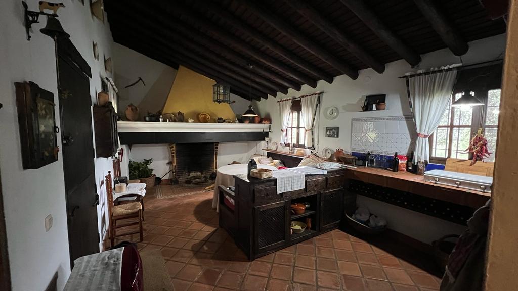 Exceptional - 2.5-hectare estate within the Monfragüe National Park in Extremadura, Spain’s far west