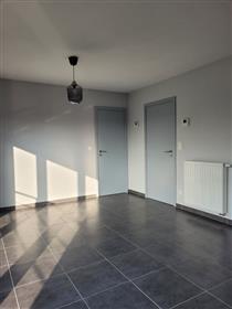 Recent and bright apartment for rent