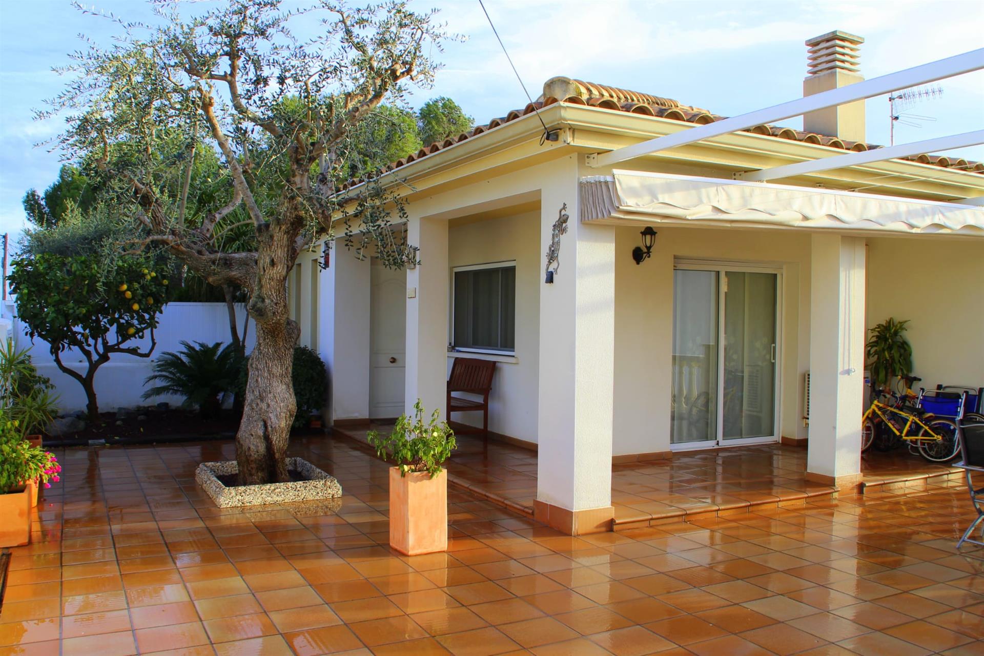 House 5 min from the beach in Cunit| Costa Dorada