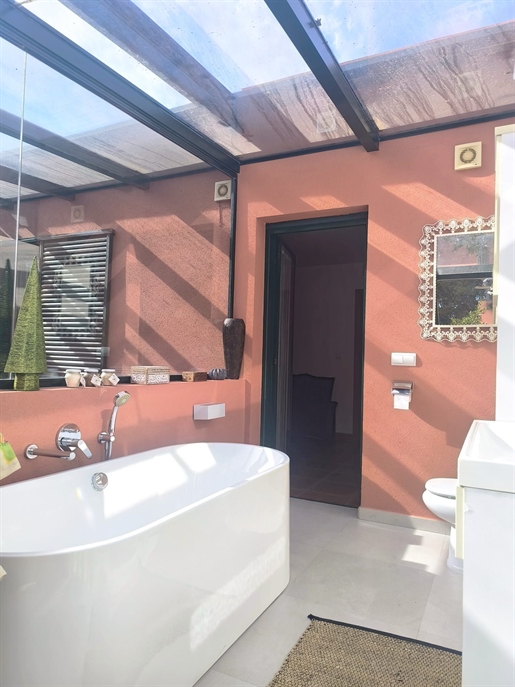 Additional image 20 of Alicante