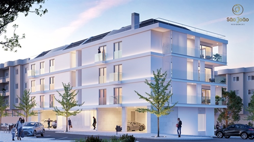 Estoril Luxury Apartment |Close to International Schools | Penthouse |5min walk To Beach|