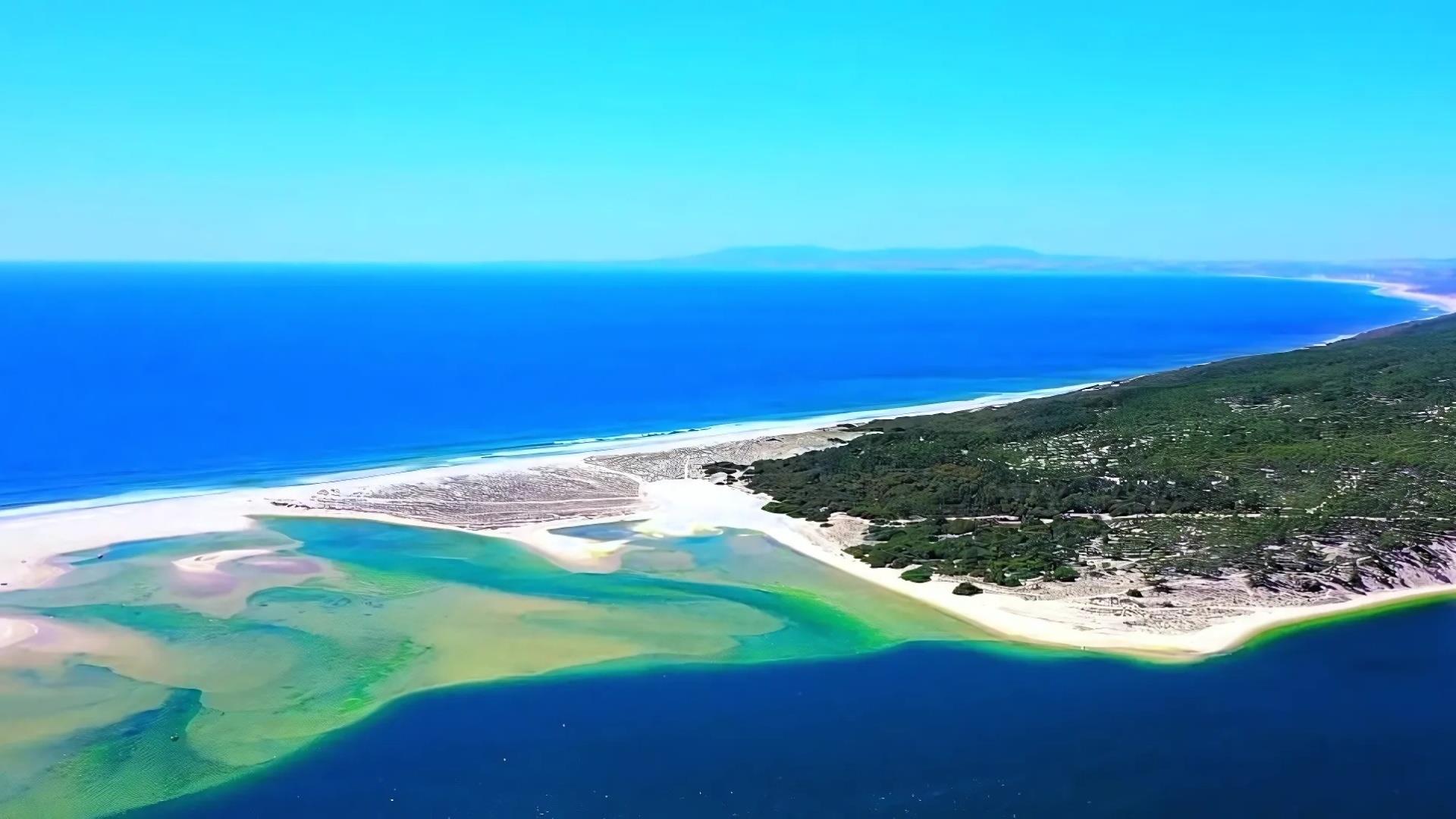 Lisbon South Coast | Plot Of Land In The Lagoon | Sesimbra