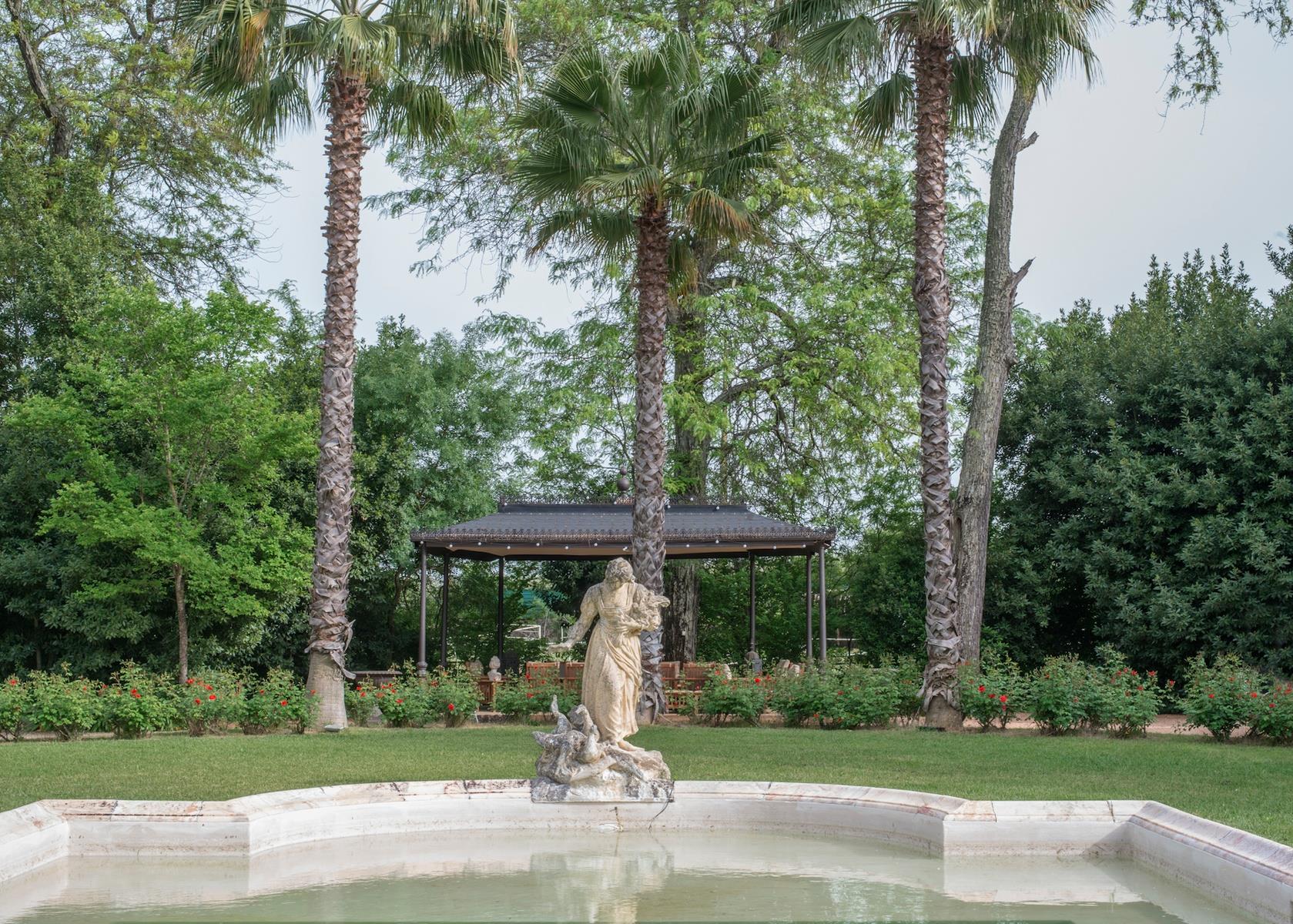 Palácio com Jardim Botânico / Palace with a Botanic Garden