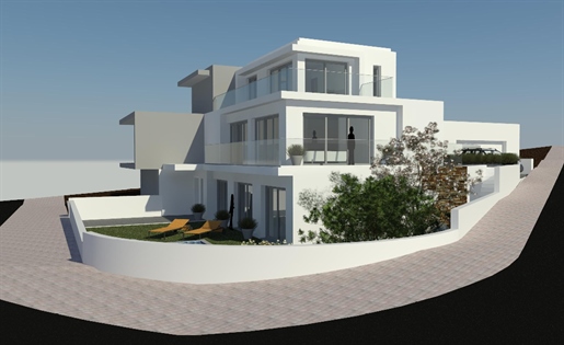 Villa Triplex T4 Jumelée | Piscine | Praia da Areia Branca Quartier privilégié | Vue sur l’océan