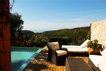 Cascais 4 slaapkamers villa met prachtig uitzicht op zee en de bergen