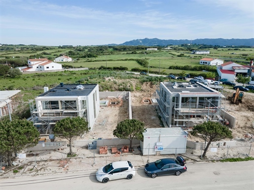 House Under Construction for Sale in the Tranquil Village of Gouveia