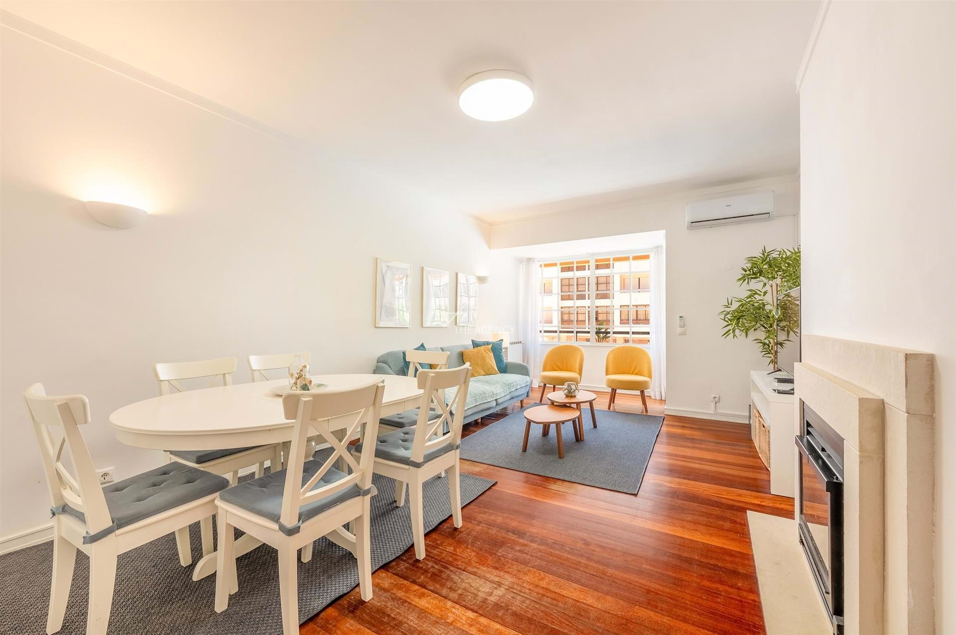 Kant-En-Klaar appartement met 2 slaapkamers te koop in Bairro do Rosário, Cascais - met zwembad, gar