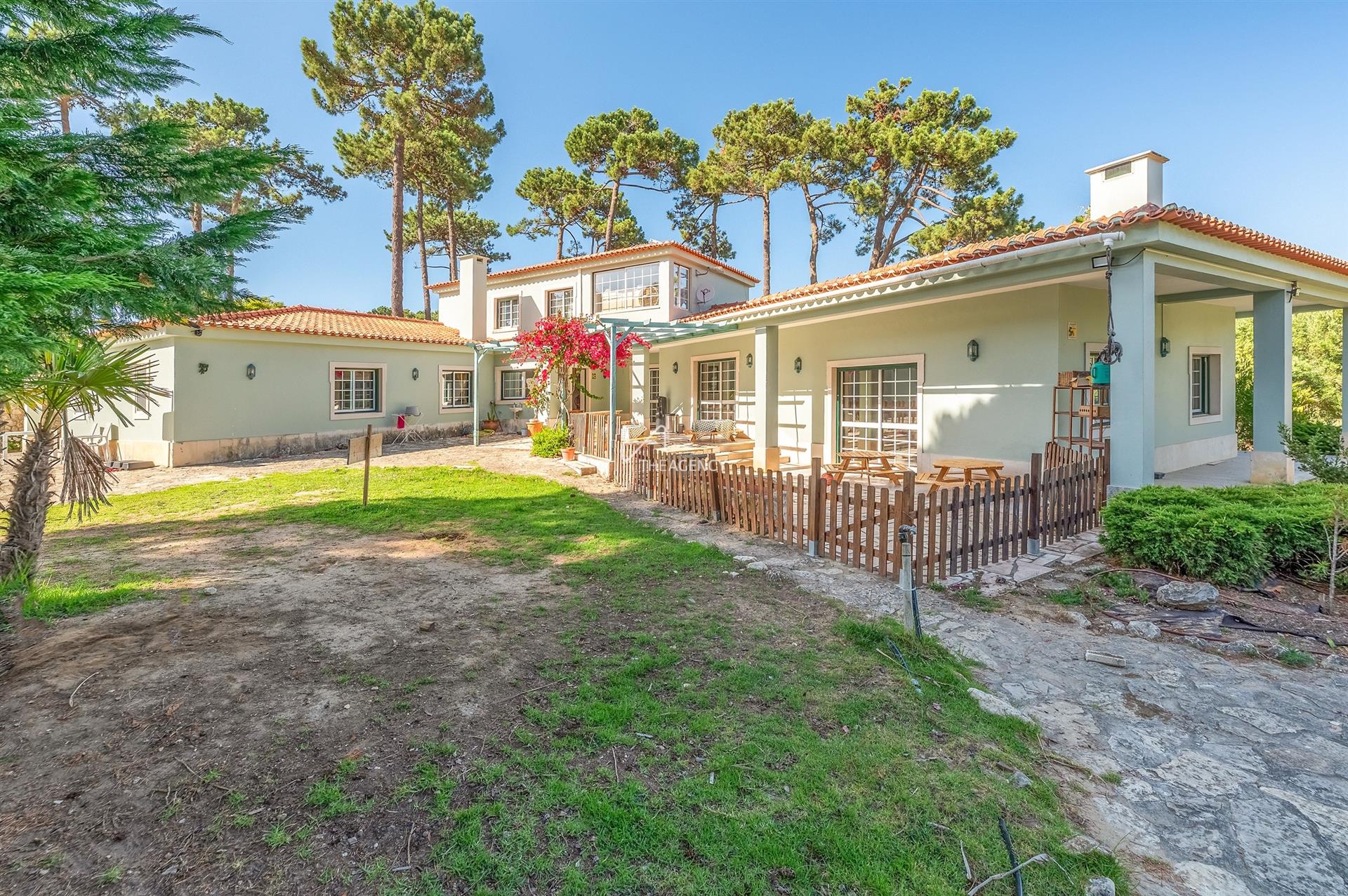 ? Exceptional Estate in Colares, Sintra | Sustainable Luxury Living with Rental Income & Future Fle