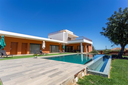 Luxury Villa in Almancil with 5 Suites, Spectacular Pool, and Panoramic View