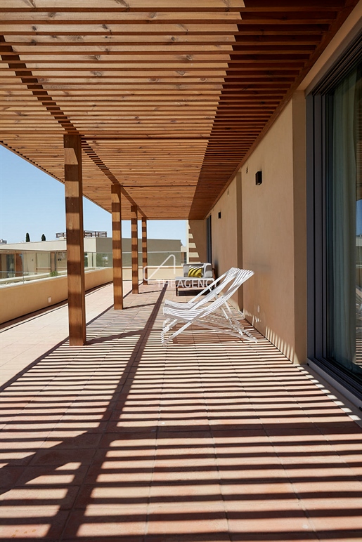 Vila C4 2bedroom Unit S avec 185 m² de terrasse - WhiteShell