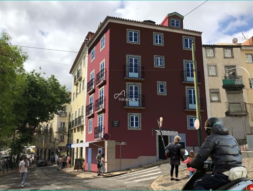 Red - T1+1 Triplex Apartment