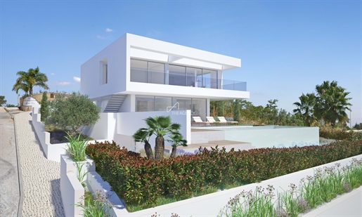 Terrain avec projet approuvé pour une villa de 3 chambres à Lagos, Algarve