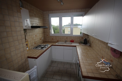 Givet 3 bedroom apartment with private cellar and garage
