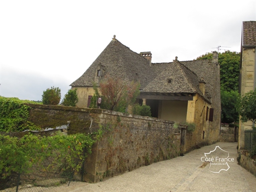 Dordogne-Marquay-Immobilienkomplex