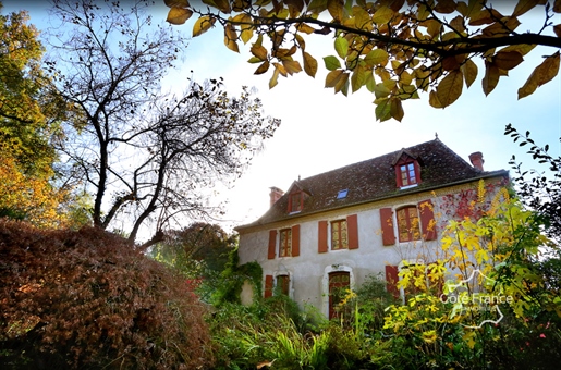 A 4 minutos de Salies de Béarn, magnífica propiedad de 1765 en un parque de 2ha500