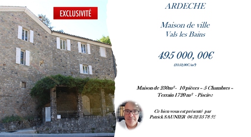 Ardeche - Magnificent town stone house 230m2 - 10 rooms - 5 bedrooms on 1720m2 of land