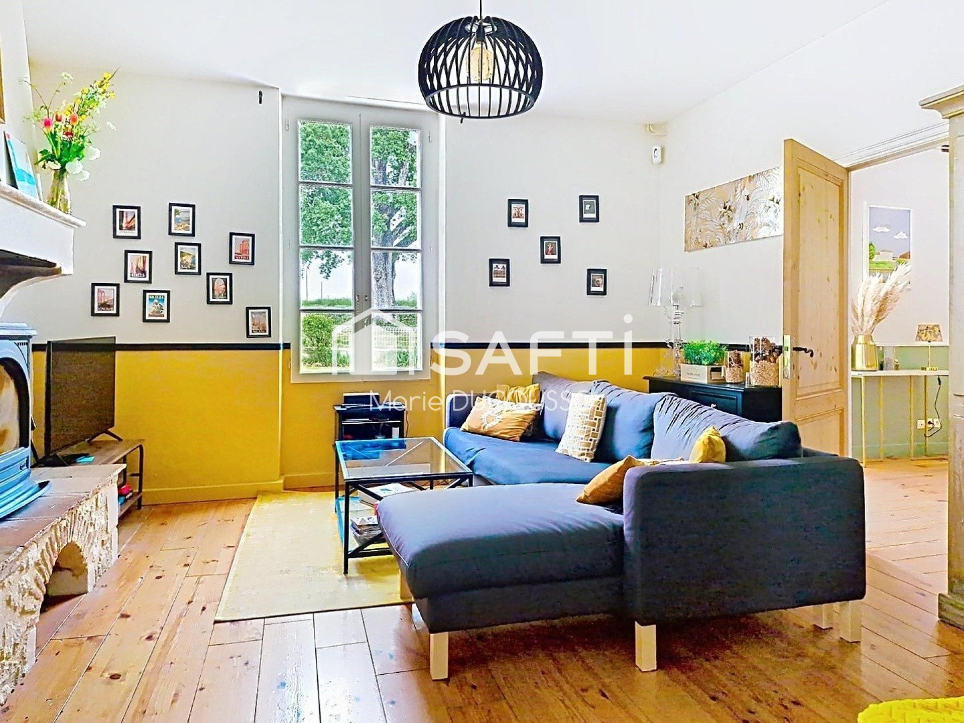 Purchase: Luxury property (24610)