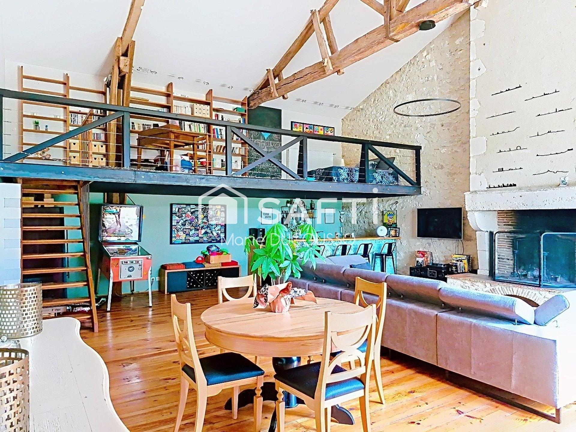 Purchase: Luxury property (24610)