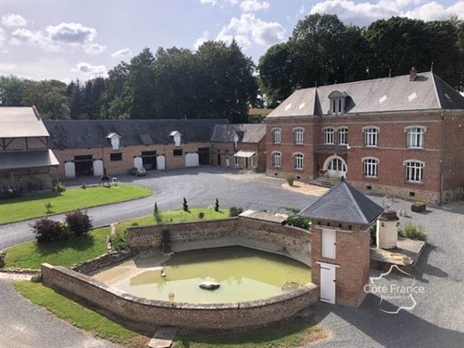 Aisne Chevennes - Wunderschönes Bauernhaus mit mehreren Gebäuden in ausgezeichnetem Zustand, eingeb