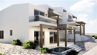 Nieuwe huizen met zwembad in Agios Nikolaos Halkidiki