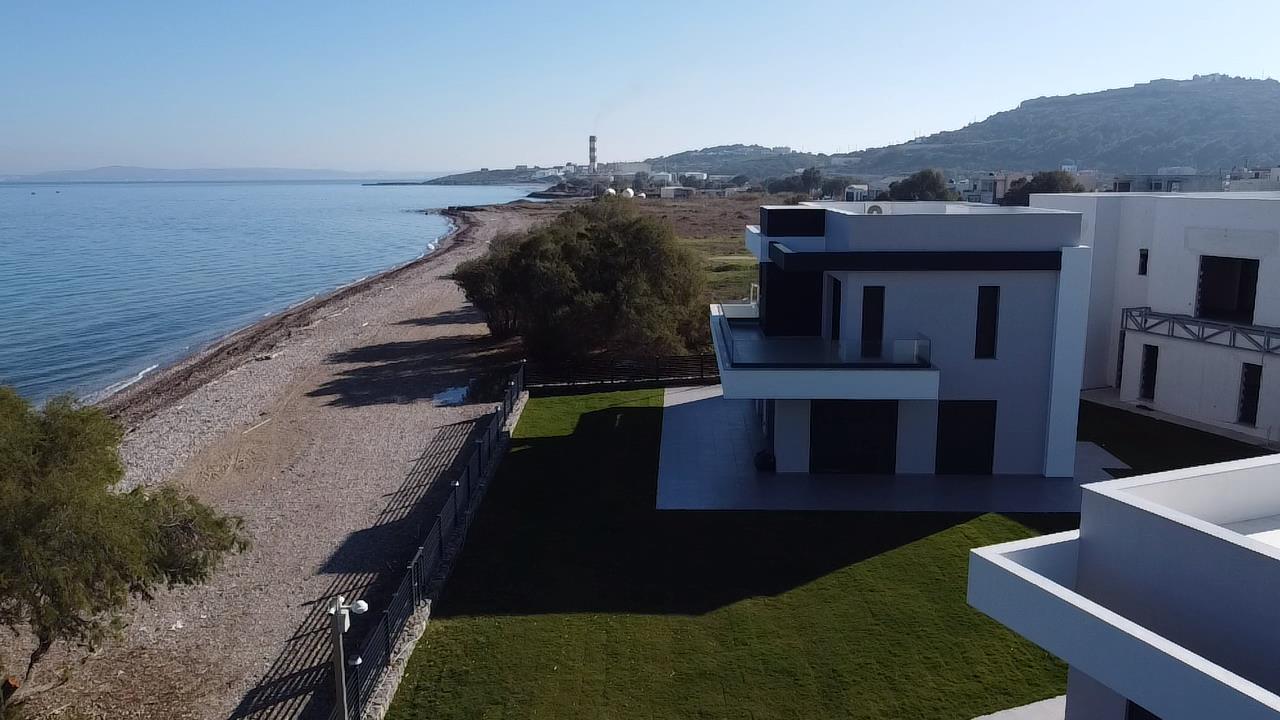 Vilele de pe malul mării în Chios