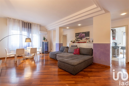 Sale Apartment 129 m² - 3 bedrooms - Ancona
