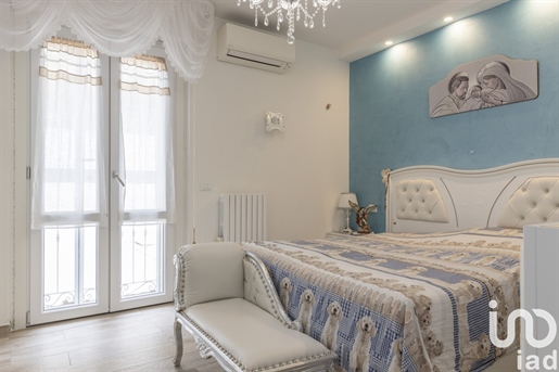 Sale Apartment 118 m² - 3 bedrooms - Agugliano