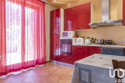 Sale Apartment 135 m² - 3 bedrooms - Cartoceto