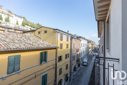 Sale Apartment 287 m² - 5 bedrooms - Fossombrone
