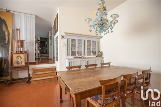 Detached house / Villa for sale 403 m² - 3 bedrooms - Urbino