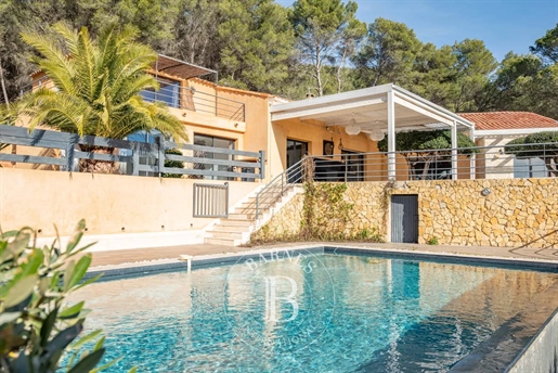 Aix-En-Provence - 30 Minutes - Contemporary House - 6 Bedrooms - Swimming Pool - Panoramic View