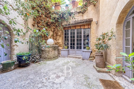 Aix-En-Provence - Old Mansion - 10505,6 Sq Ft - 9 Bedrooms - Swiming Pool - Terraces - Wine Cellar A