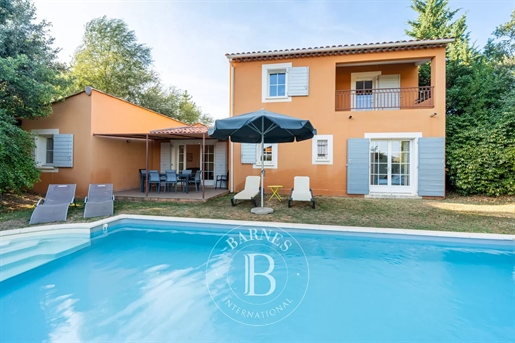 Saint Saturnin lès Apt - Villa with a pool in a secure residence