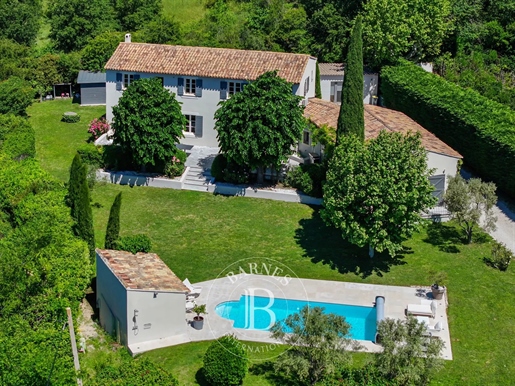 Aix-en-Provence - Nabij het centrum - Huis - 5 slaapkamers - Studio - Zwembad - Tuin