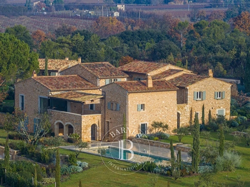 Bonnieux - Exceptional property in the heart of the Luberon