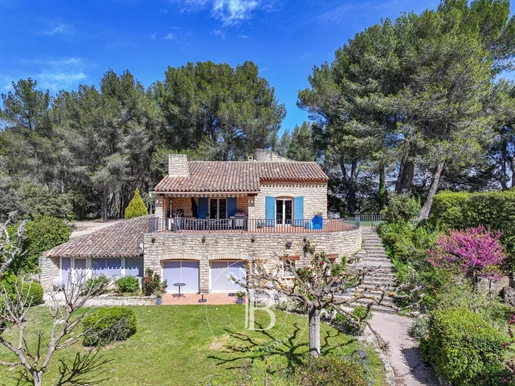 Grans - In der Nähe des Salon de Provence und der Alpilles - Immobilien - 3H - Schwimmbad