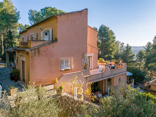 Aix En Provence Sud - Maison Familiale 360m²- Proche Ibs - Jardin - Piscine - Possibilite 2 Logement