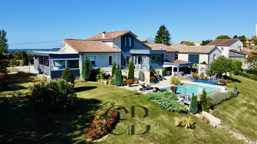 Superb Property in Monbazillac with Breathtaking Views of Bergerac