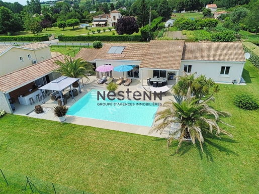For Sale Single Storey House with Swimming Pool in Saint Sylvestre Sur Lot (47140), Lot et Garonne